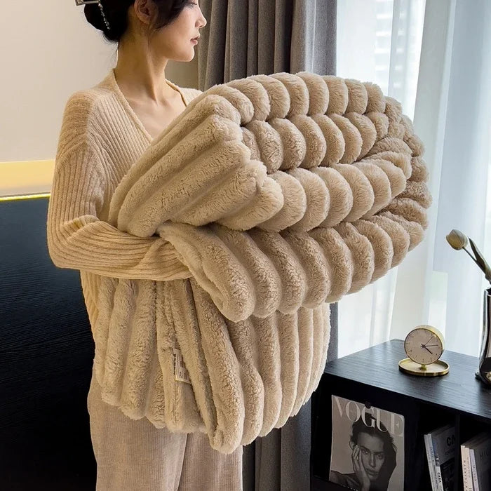 Cozy Comfort: The All-in-One Striped Blanket for Sleep, Relaxation, and Style.